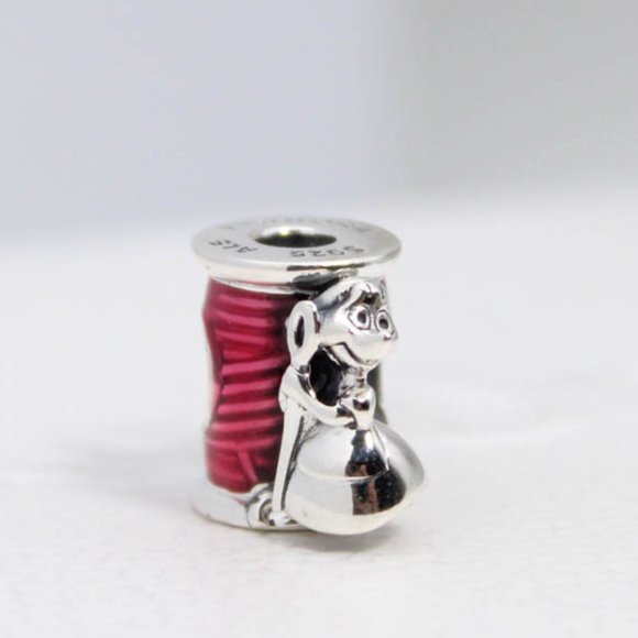 Pandora Disney Cinderella Suzy Mouse Needle & Thread Charm - Picture 1 of 8
